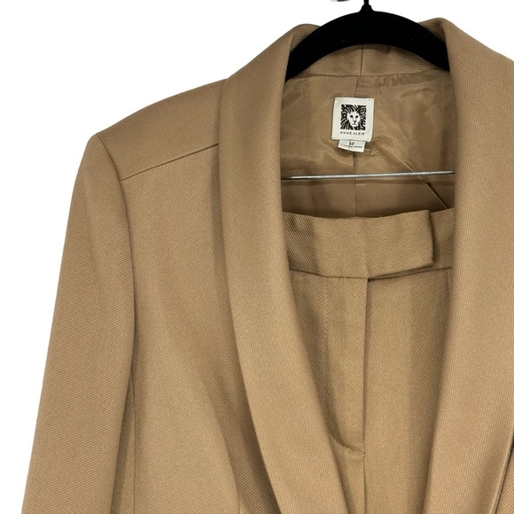 Women Anne Klein Size 12 (Jacket) 8 (Pants) Tan Polyester/Rayon/Spandex Pantsuit - Picture 2 of 16